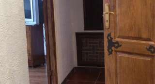 Гостиница Гостевой Дом Шевалье Калининград Бюджетный двухместный номер с общей ванной комнатой-4